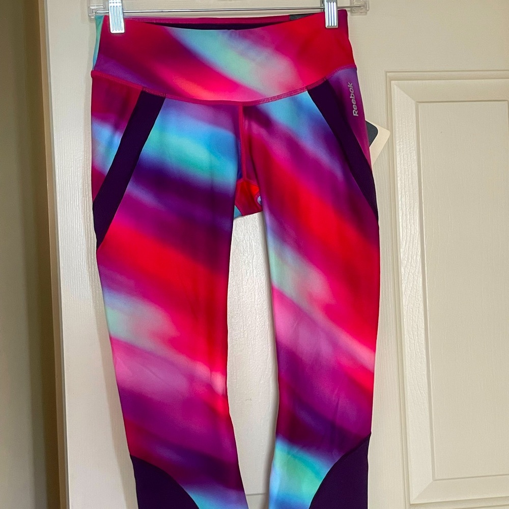 Reebok Capri | Size: (XS) | Condition: Never used (with tag) |